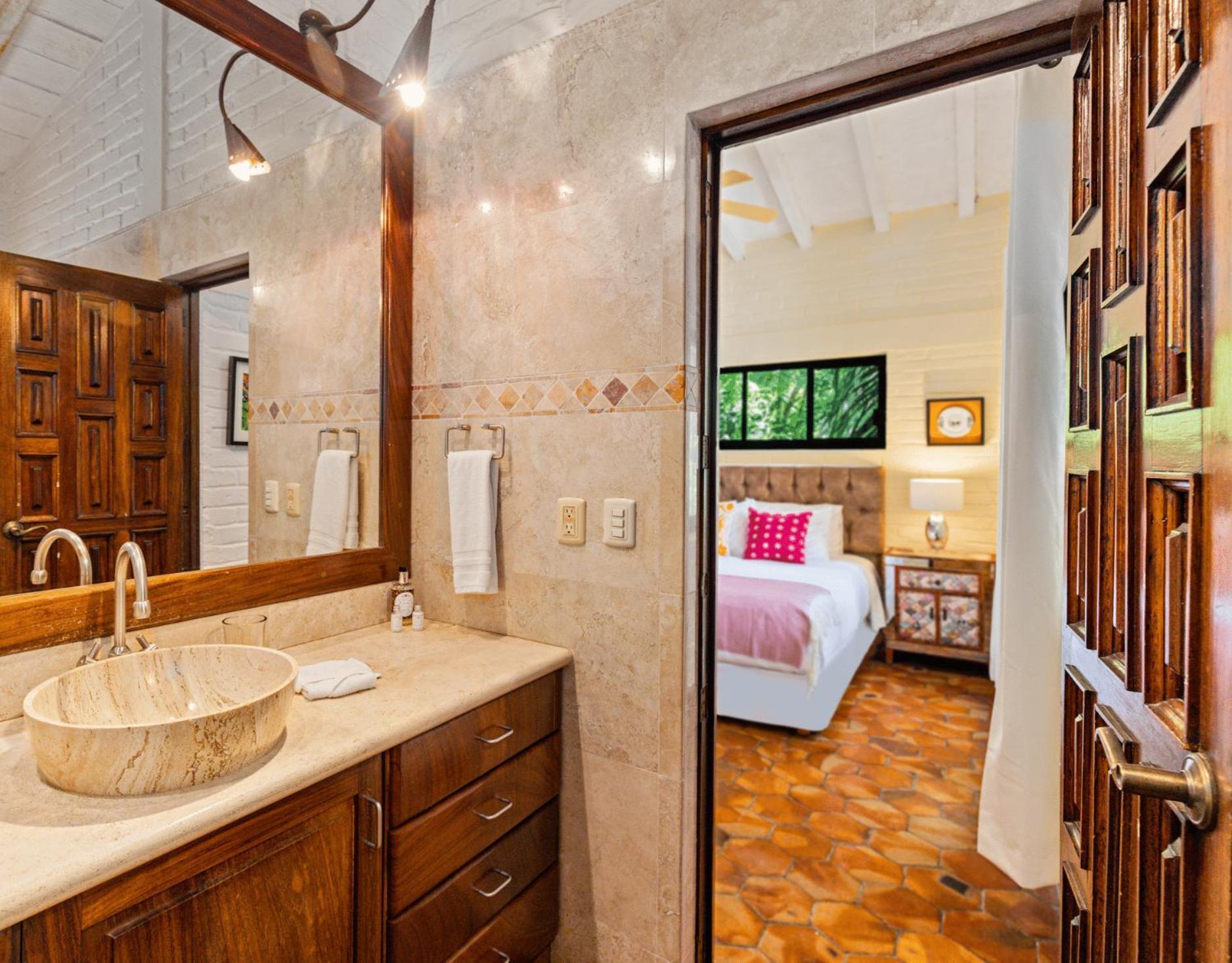 Bed and breakfast Lola - Adults Only 3*